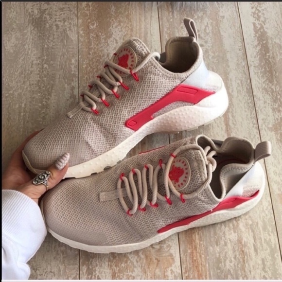 NWT Nike Huarache Run Ultra - Picture 6 of 8